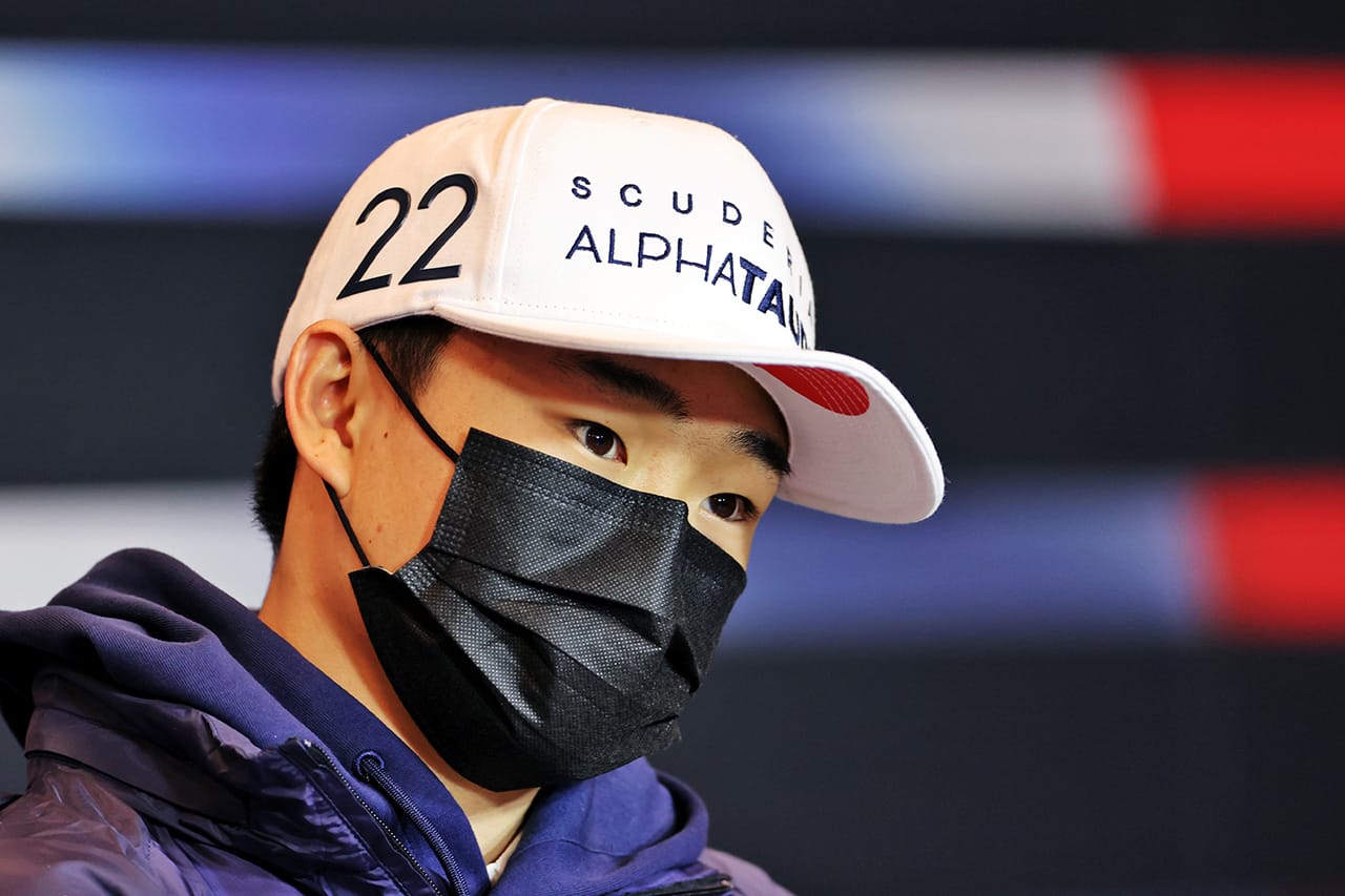 角田裕毅 「デビュー戦は10点満点で5点。イモラではQ3進出を目指す」