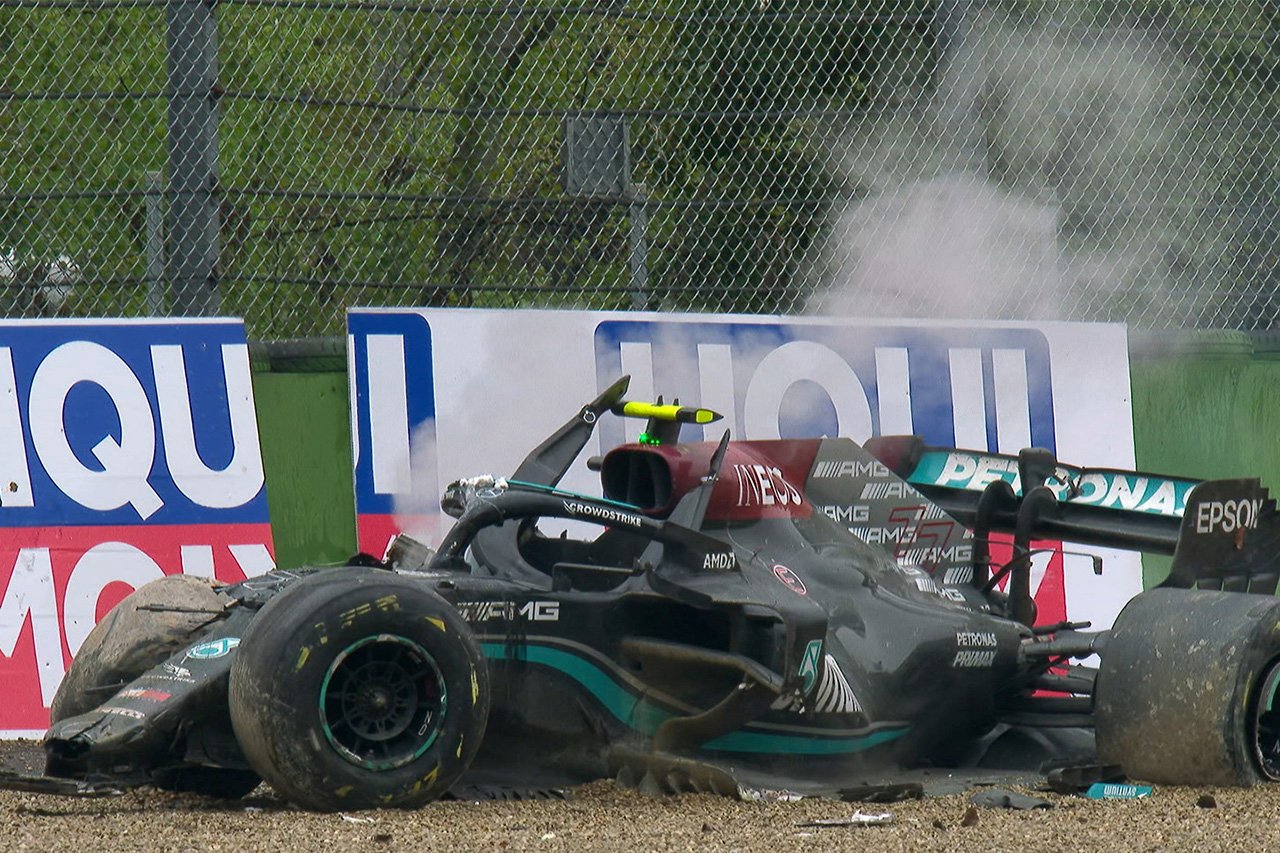 メルセデスF1、バルテリ・ボッタスのエンジンが無事であることを確認