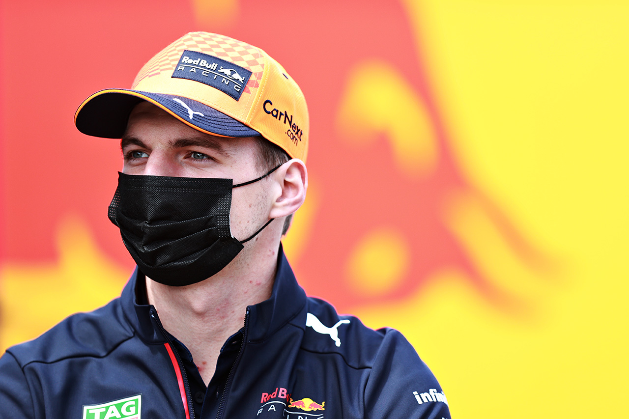 フェルスタッペン 「ポイント獲得と勝ちに行くレースを見極めていく」