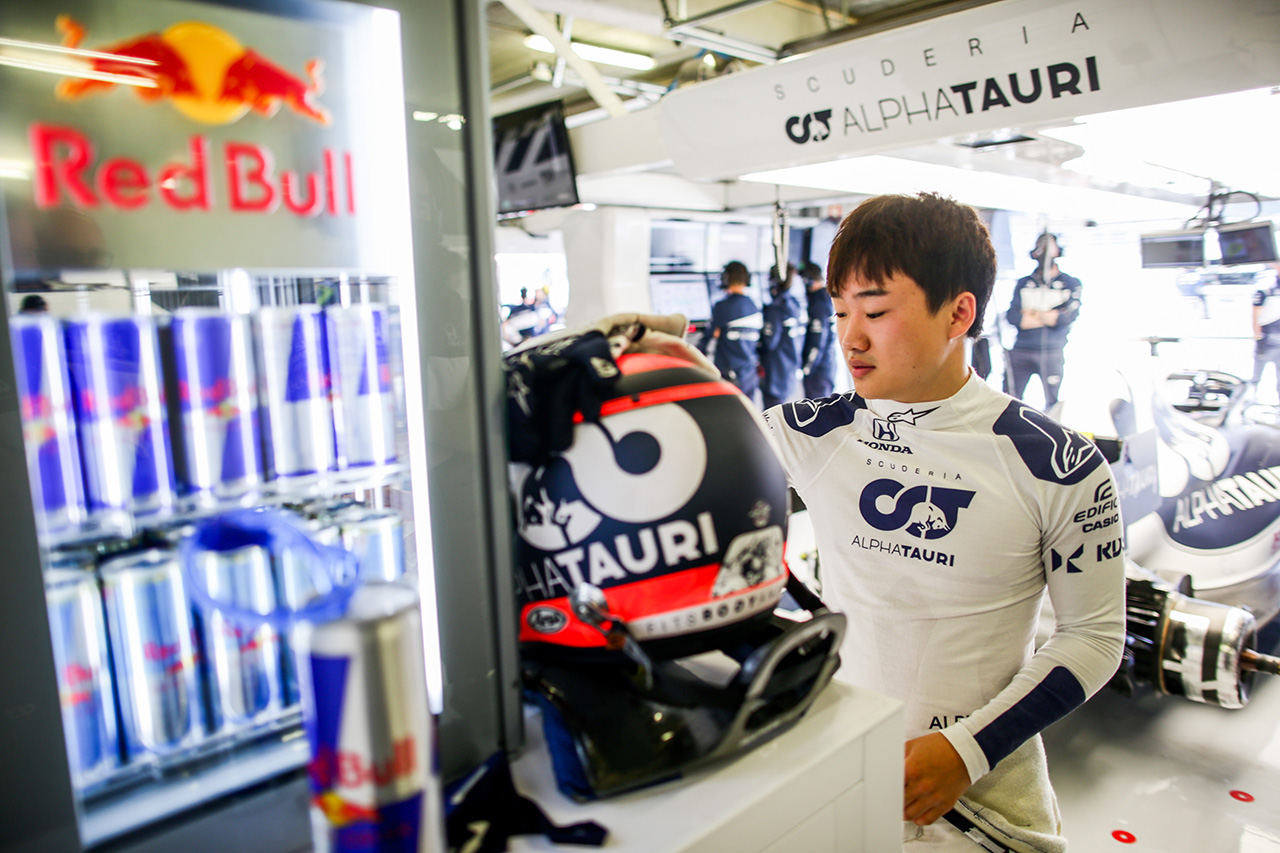 角田裕毅、初走行のサーキットも「スピーディーに適応できた」