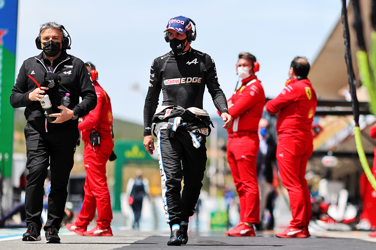 フェルナンド・アロンソ、8位入賞 「初めてマシンを快適に感じた週末」