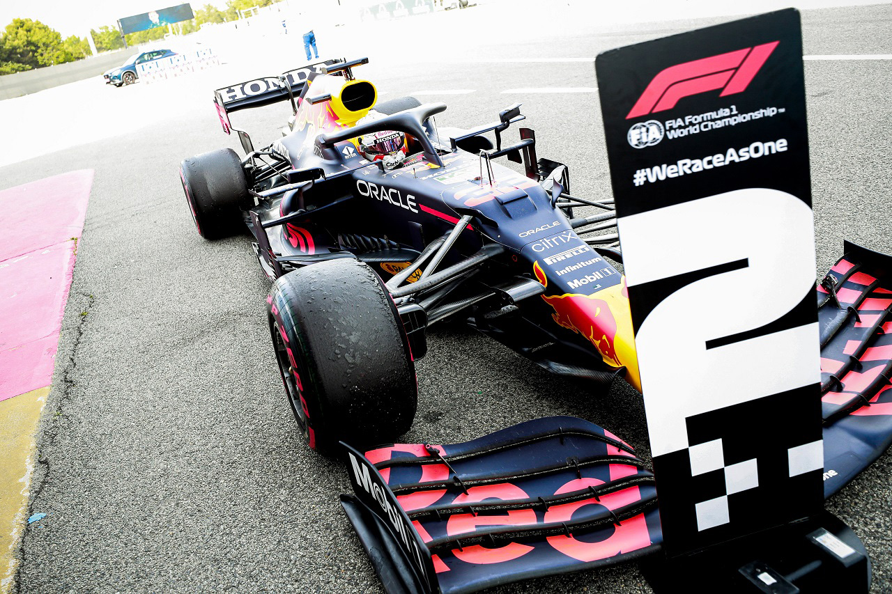 レッドブル・ホンダF1 分析：勝負を決めたミディアムで問われた総合力