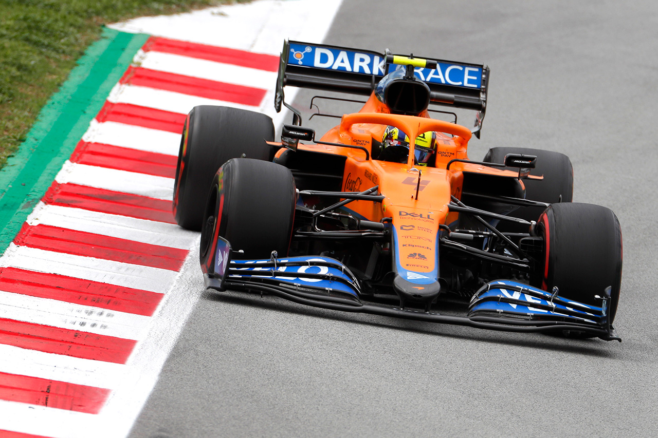 マクラーレンF1、フェラーリとの3位争いのためにMCL35Mの開発を継続