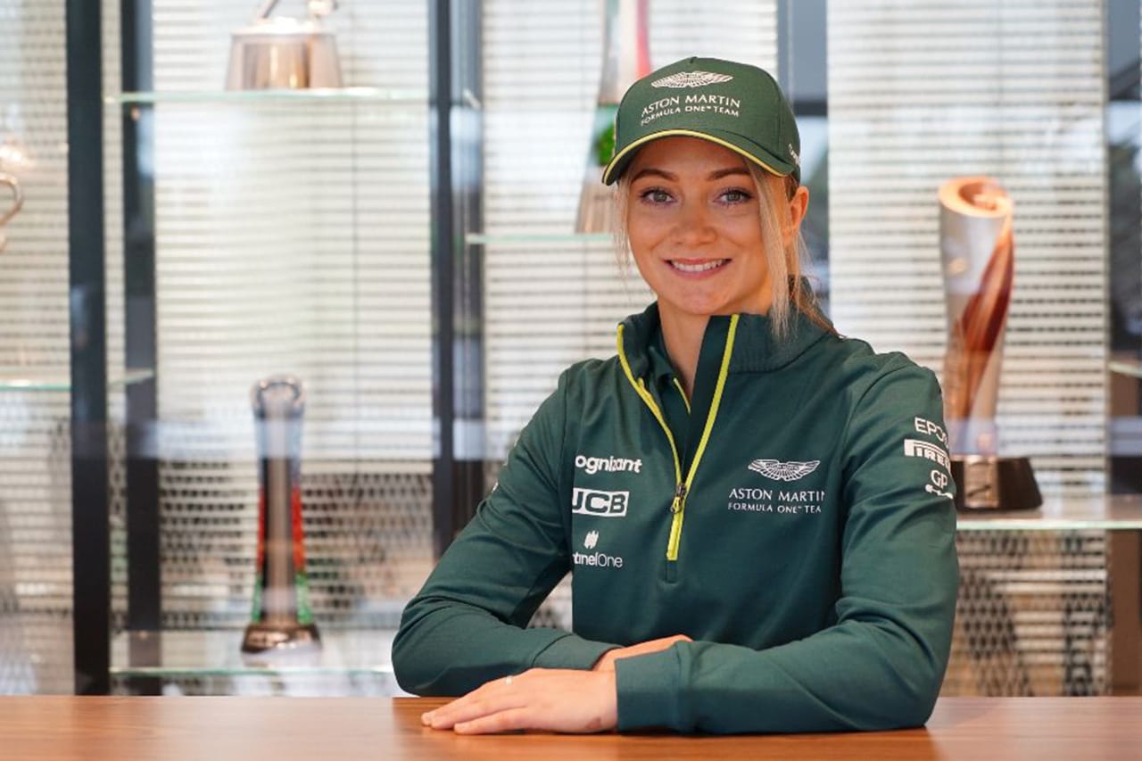 アストンマーティンF1、ジェシカ・ホーキンスとアンバサダー契約