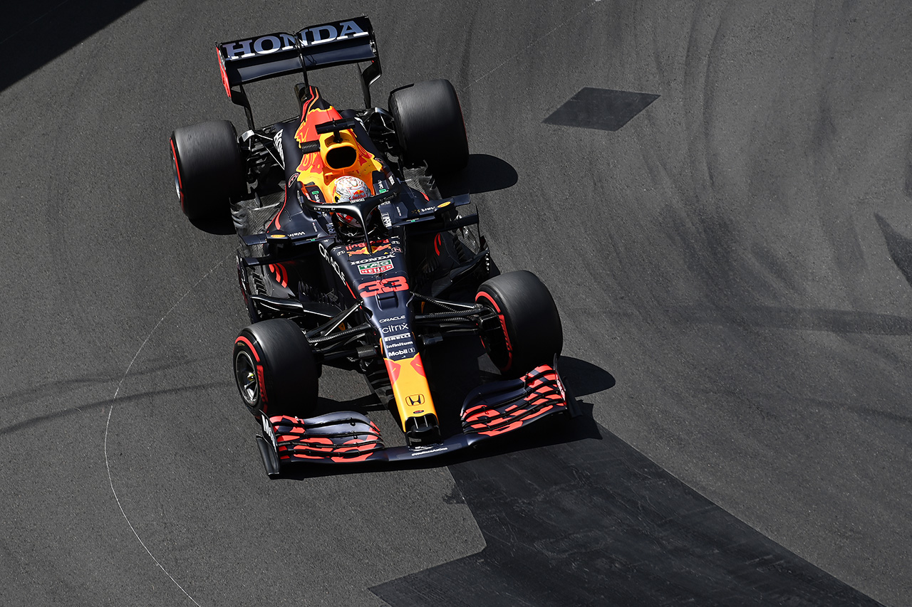 レッドブル・ホンダF1 分析：メルセデスの“冷え性”と“戦略ミス”