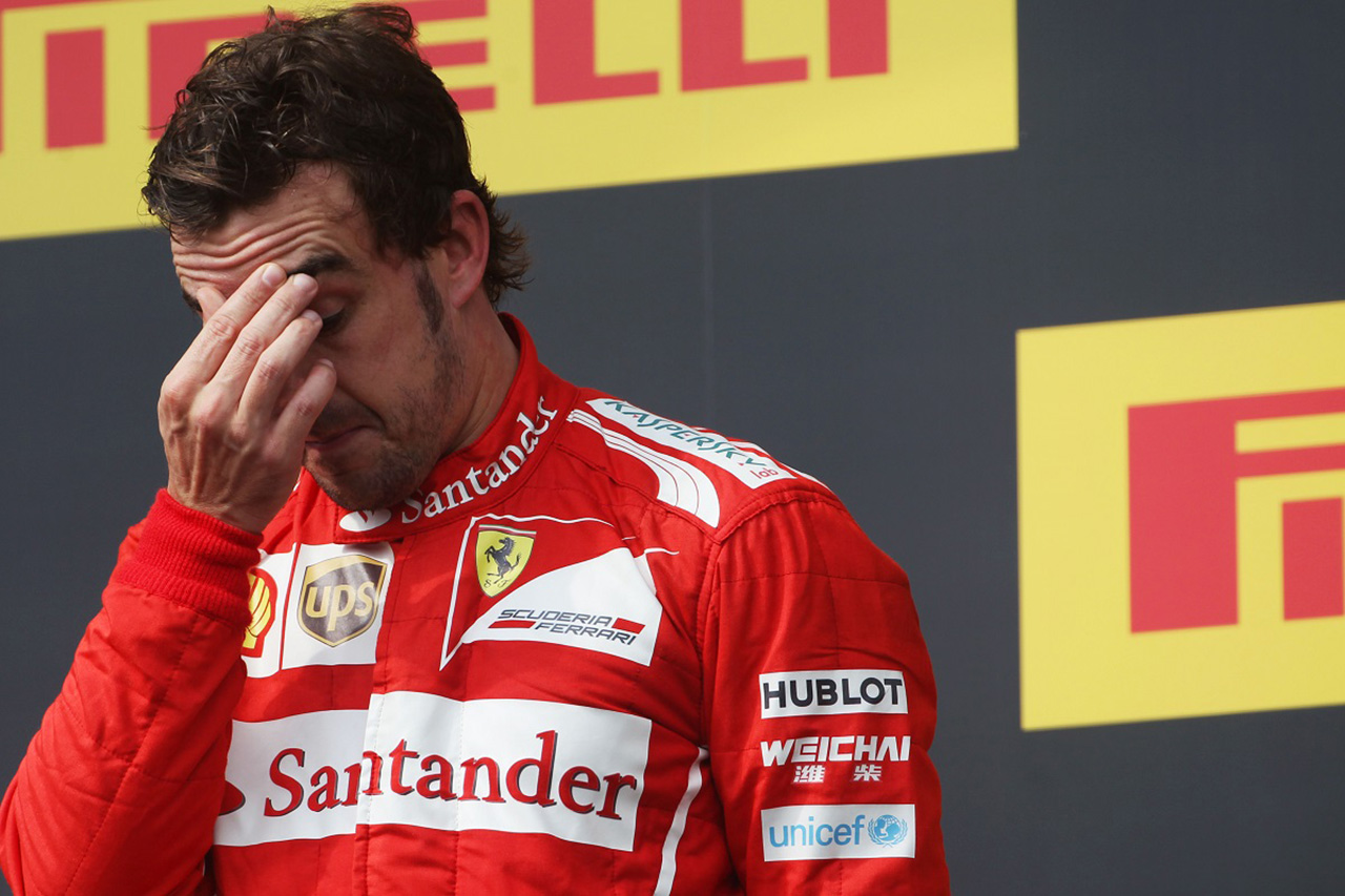 フェルナンド・アロンソ 「僕の未勝利のF1表彰台は葬式のようなだった」