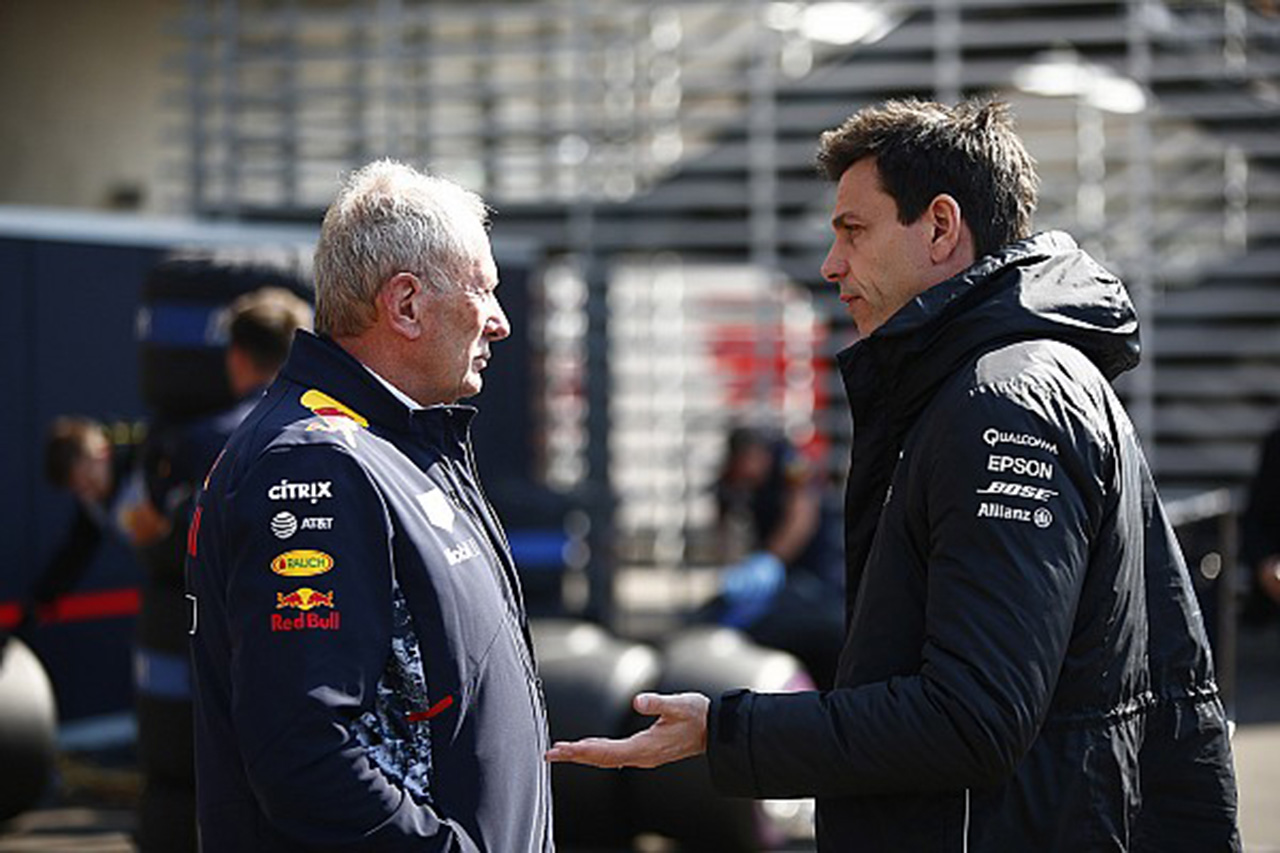 レッドブルF1 「メルセデスがウイングを抗議したいならご自由にどうぞ」