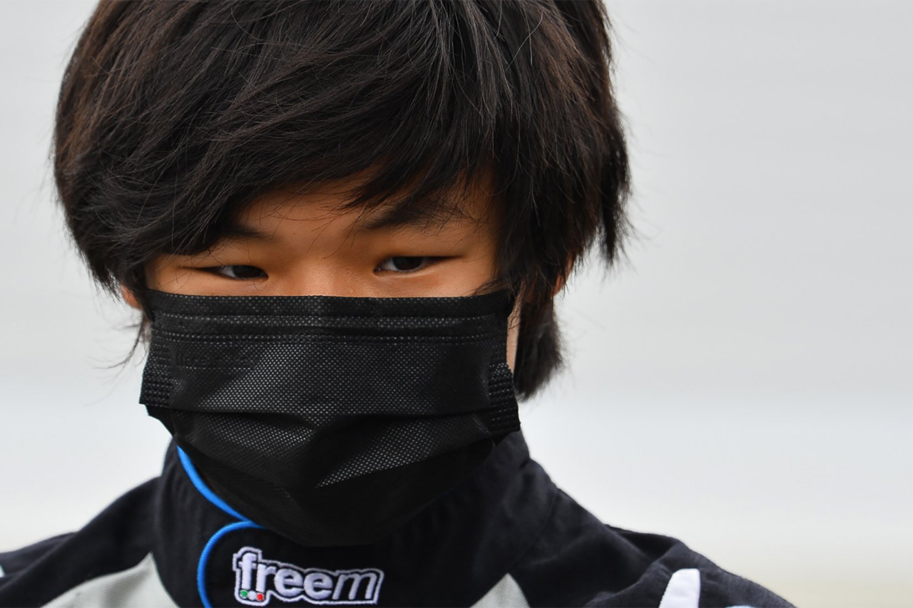 メルセデスF1、中国出身の崔原溥(13歳)と育成ドライバー契約