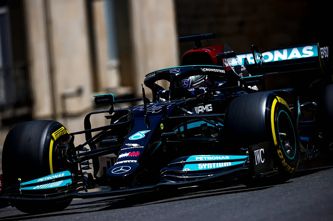 メルセデスF1、市街地で苦境も「2022年の開発計画を変えることはない」