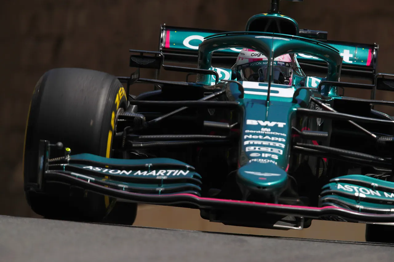 ベッテル 「ピレリのF1タイヤを100%信頼して走っているとは言えない」