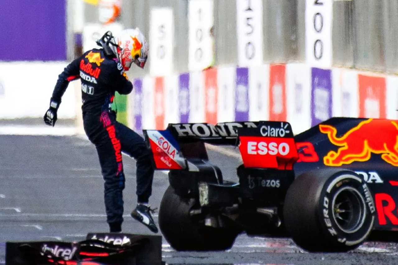 F1ドライバー、ピレリとのミーティングをボイコットとの報道