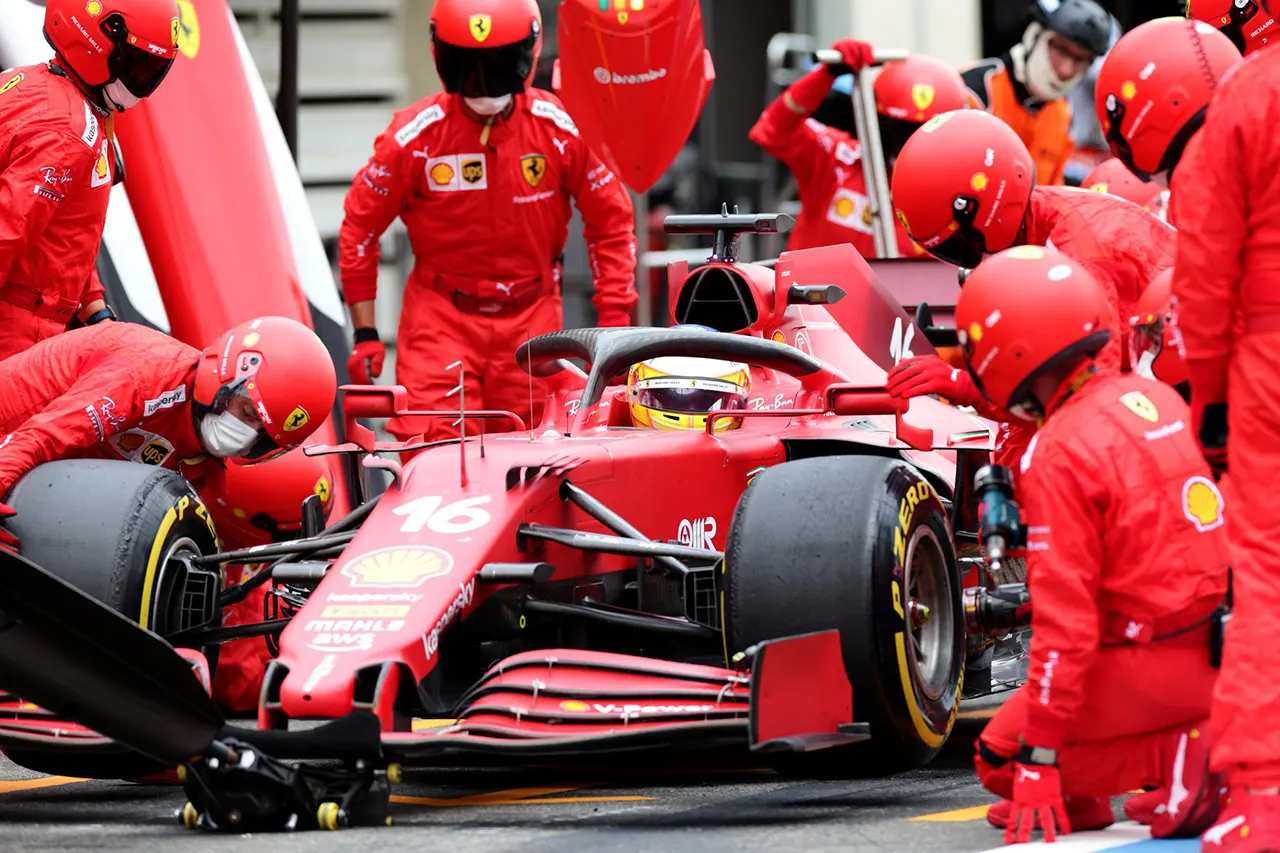 フェラーリF1、悲惨なレースペース不足でノーポイント 「大きく後退した」