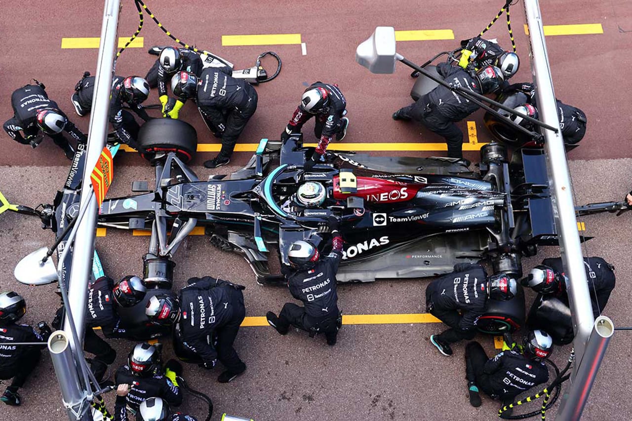 メルセデスF1 「ペレスのペナルティ待ちでファステストのチャンスを失った」