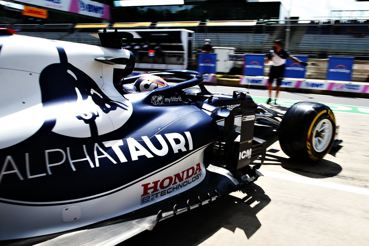 ホンダF1、PUに不具合 「ガスリーおよびチームに大変申し訳なく思う」