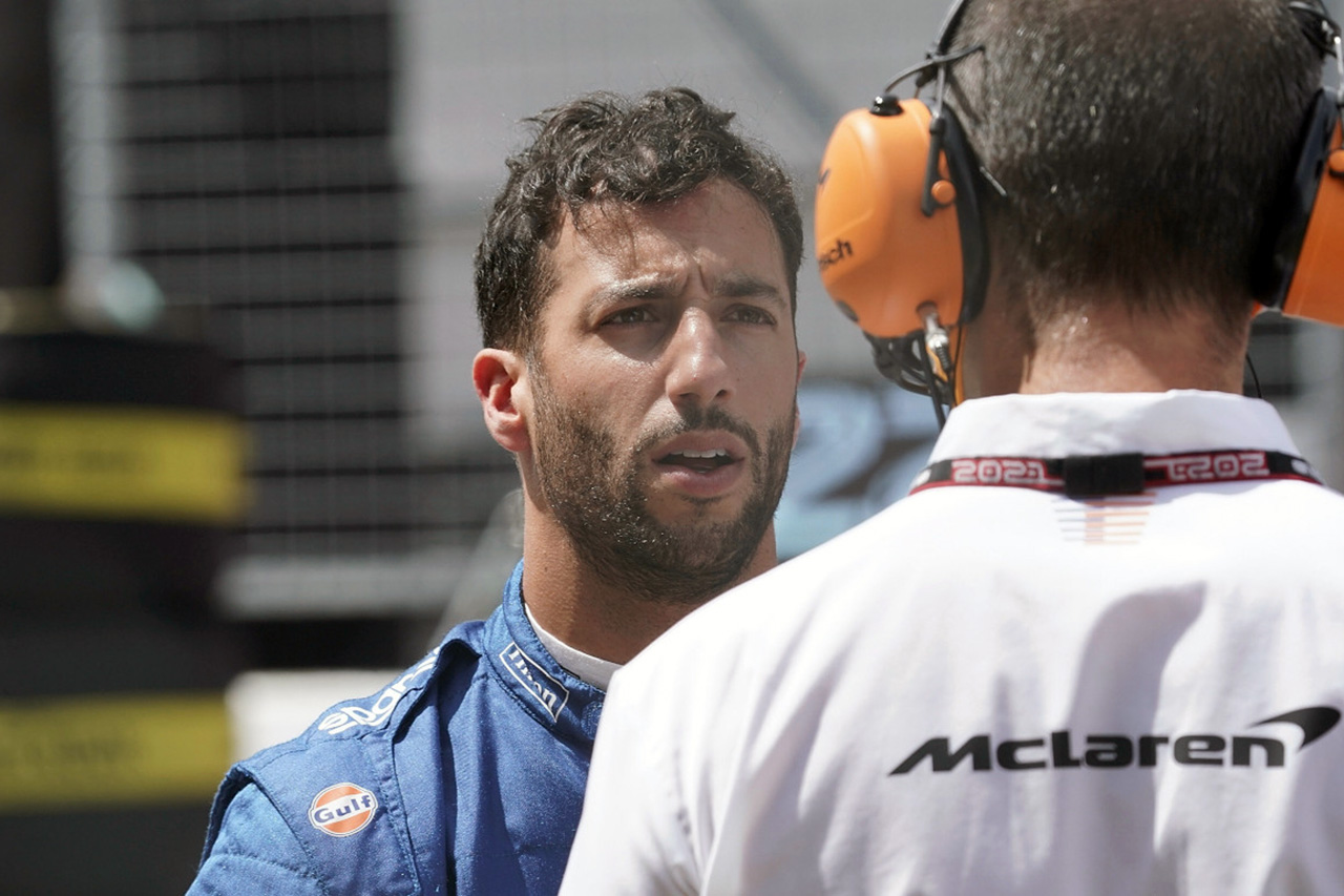 マクラーレンF1代表 「ダニエル・リカルドの順応の遅さに失望している」