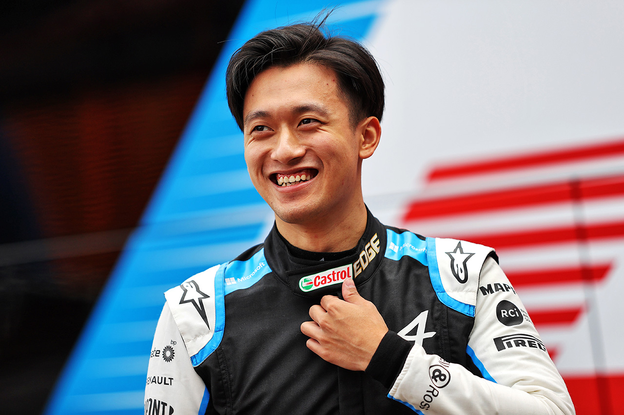 中国人ドライバーの周冠宇 「自分の存在はF1の視聴者数の増加につながる」