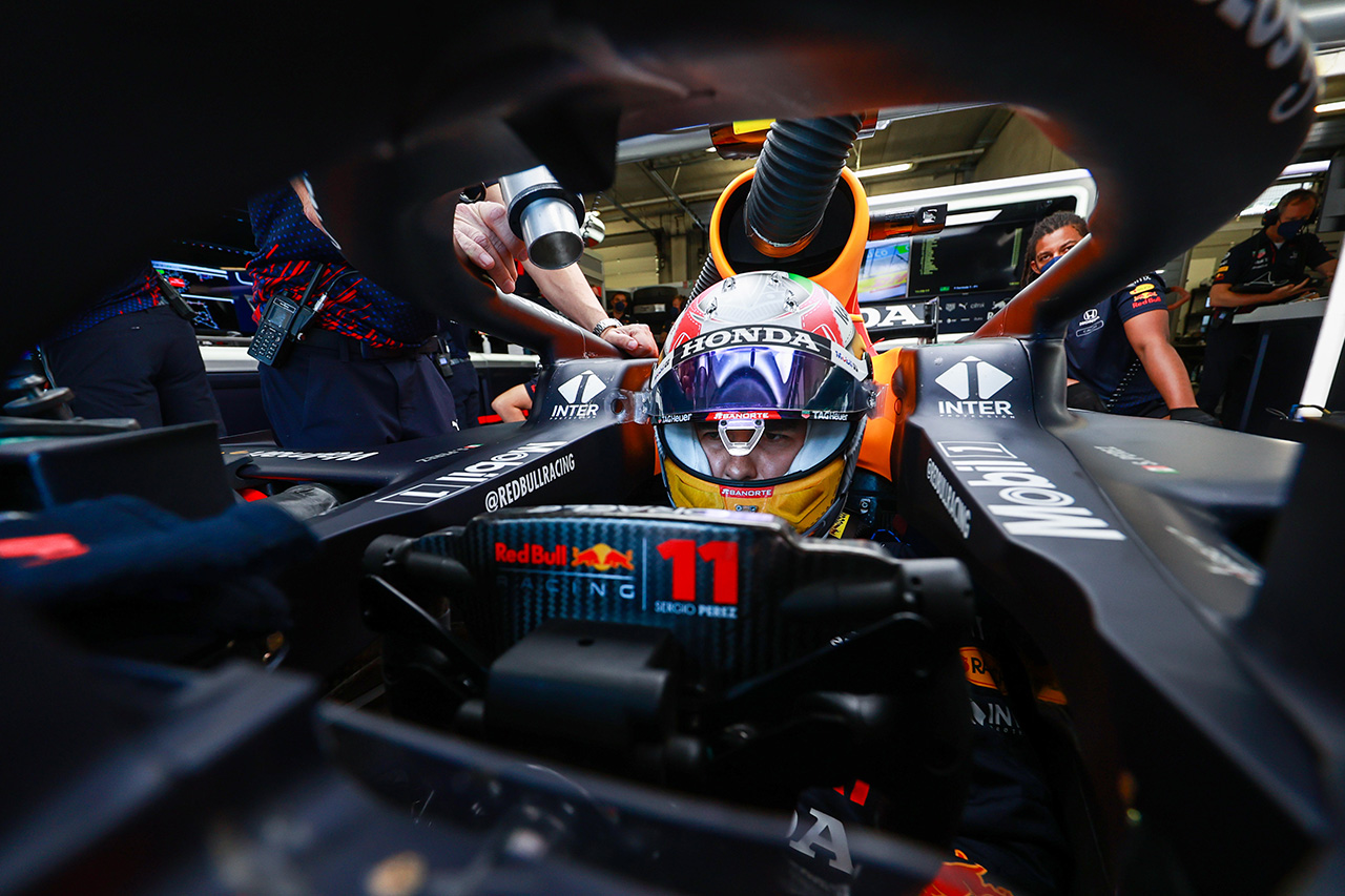セルジオ・ペレス 「RB16Bで独自のセットアップを試し始めている」