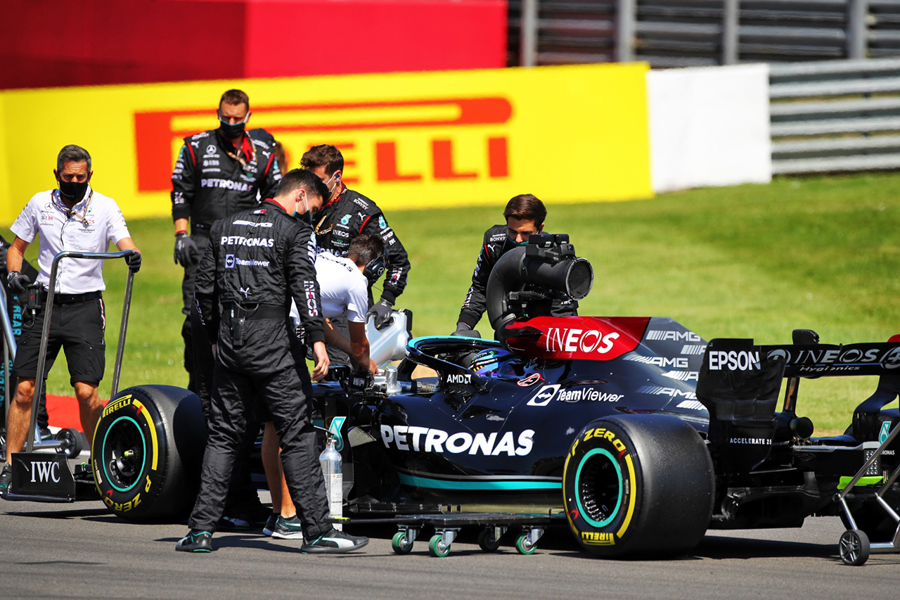 メルセデスF1首脳 「赤旗が出なければハミルトンはリタイアしていた」