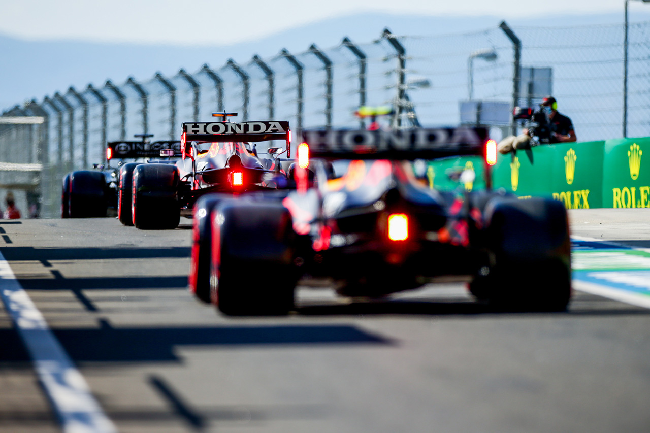 ホンダF1 「メルセデス2台の後ろのからのスタートは厳しい結果」