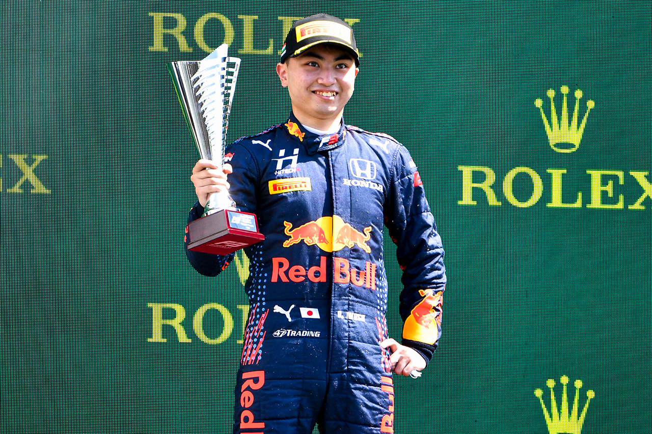 ホンダF1育成の岩佐歩夢、レース1でF3初優勝を達成 / FIA-F3 第4戦