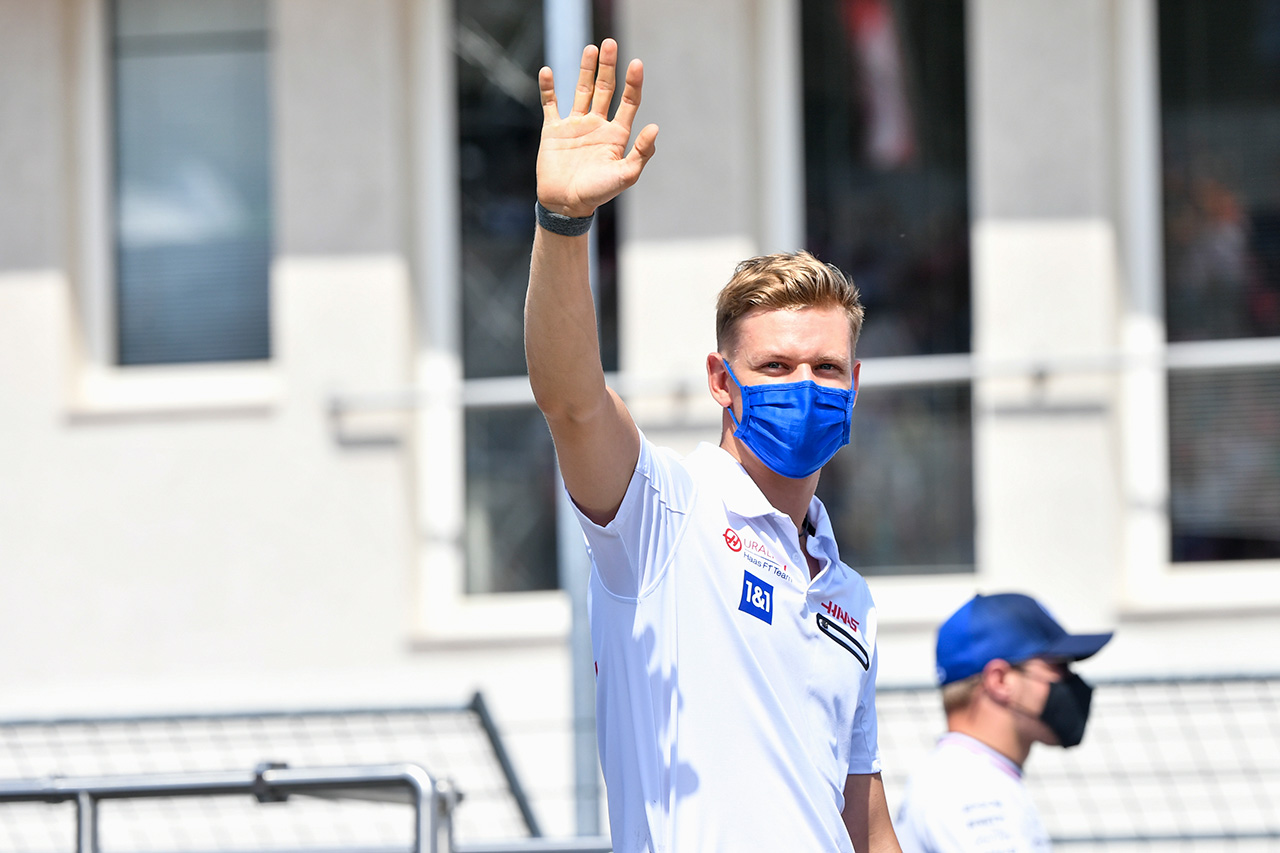 ミック・シューマッハ 「夏休みに来季のチームをフェラーリF1と話し合う」