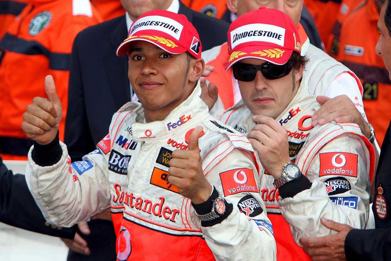 フェルナンド・アロンソ 「ハミルトンとの軋轢はマクラーレンF1に責任」