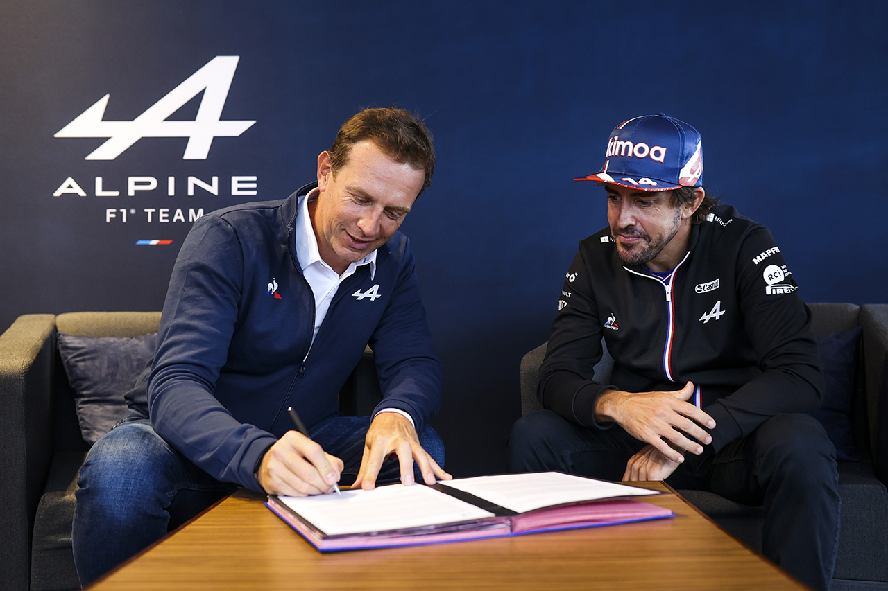 フェルナンド・アロンソ 「アルピーヌF1との延長決断は1分もかからなかった」