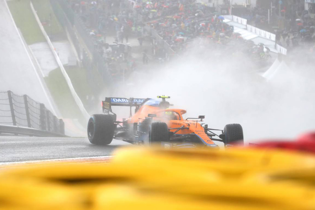 ランド・ノリス、決勝の出場許可が下りるもギアボック交換で5グリッド降格