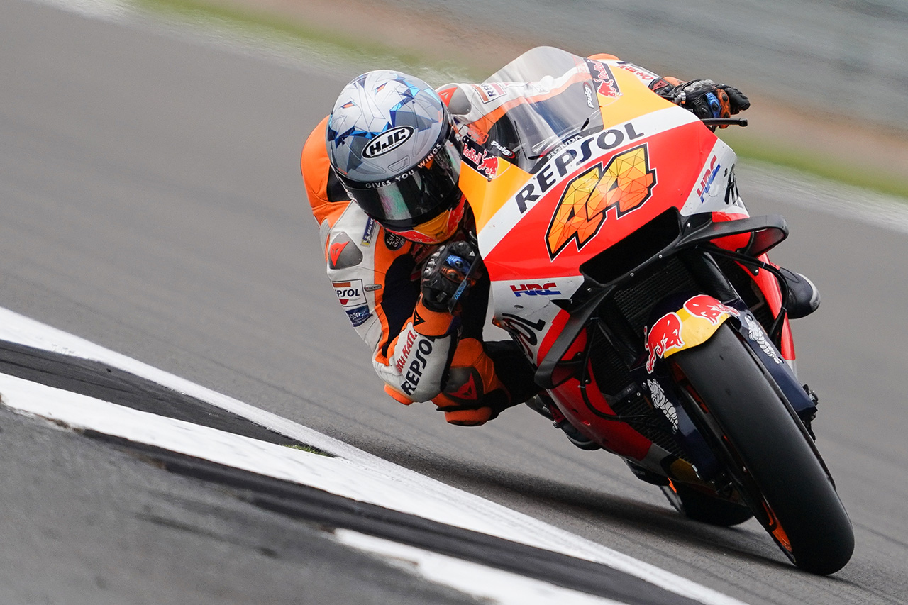 MotoGP 第12戦 イギリスGP：ポル・エスパルガロが移籍後初ポール