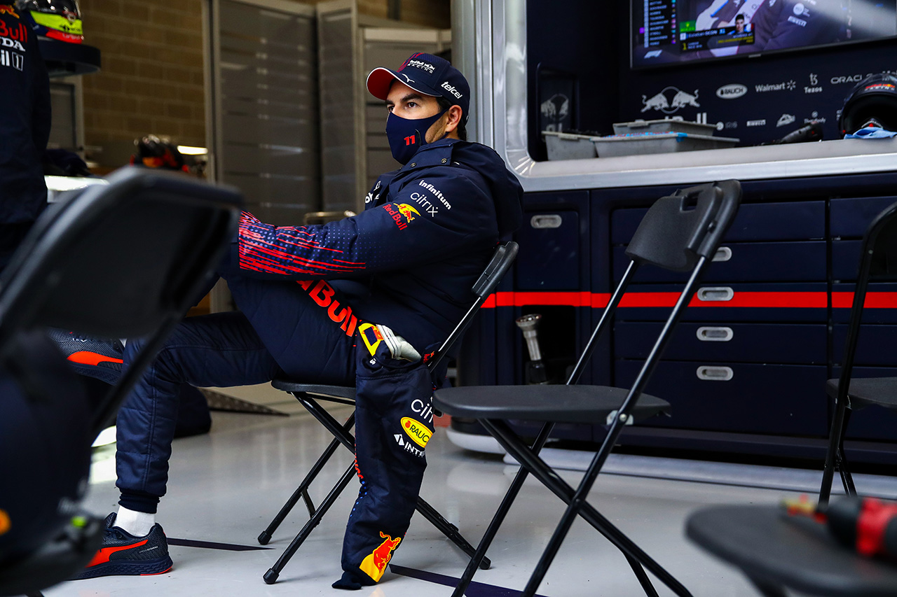 セルジオ・ペレス 「2022年のレッドブルF1残留は夏休み前に知っていた」