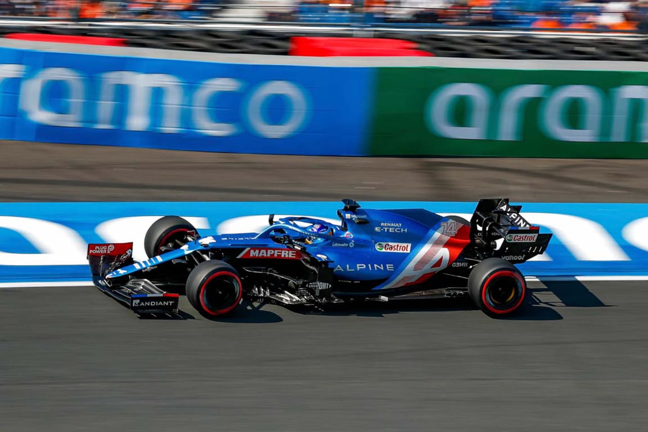 F1オランダGP:全ドライバーがアロンソのターン3のラインをコピー?