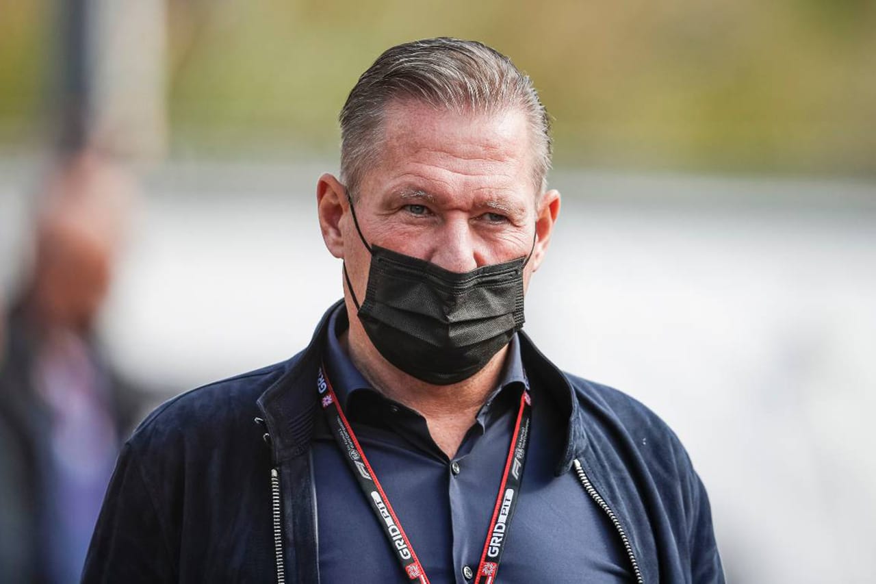 ヨス・フェルスタッペン、F1オランダGP後にヘリコプターで病院に搬送