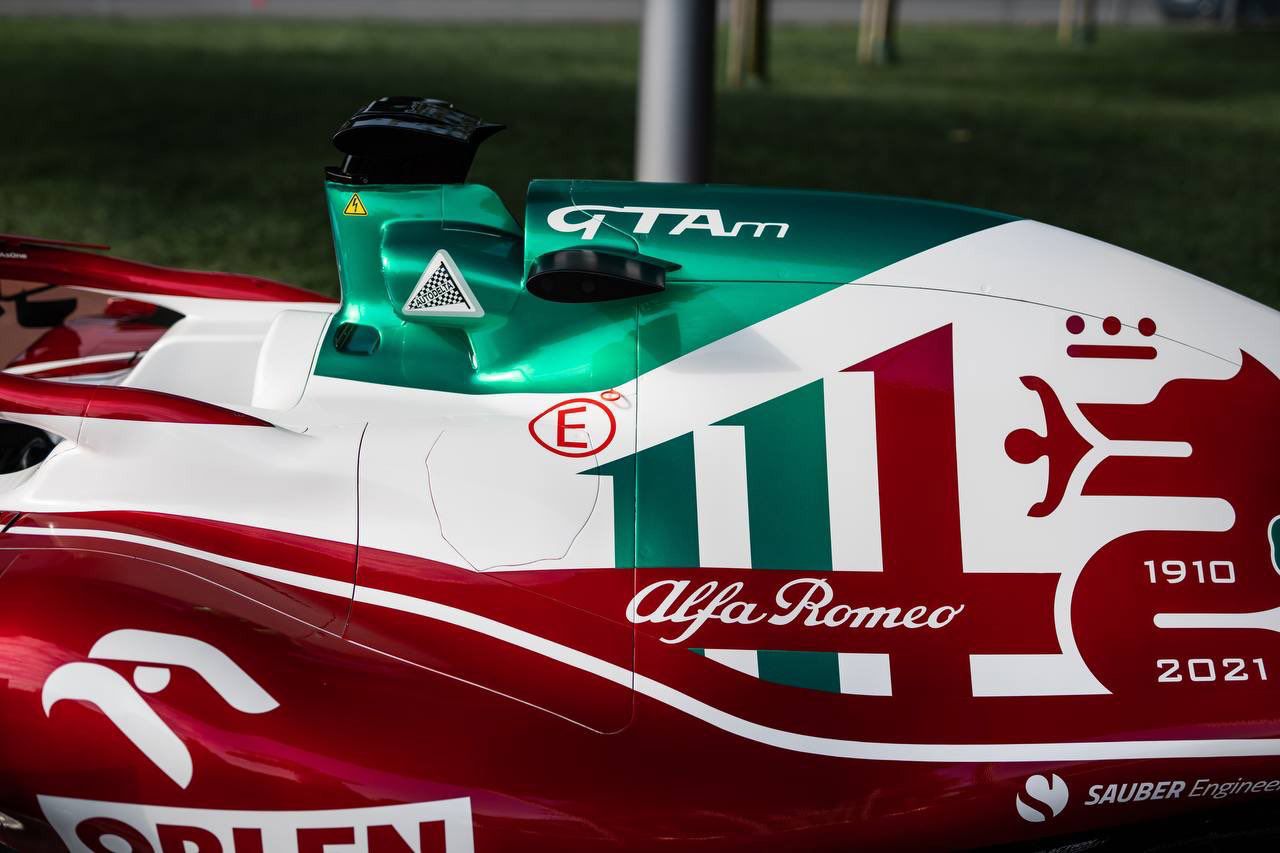 アルファロメオF1、母国イタリアGPで“111周年”を記念した特別リバリー