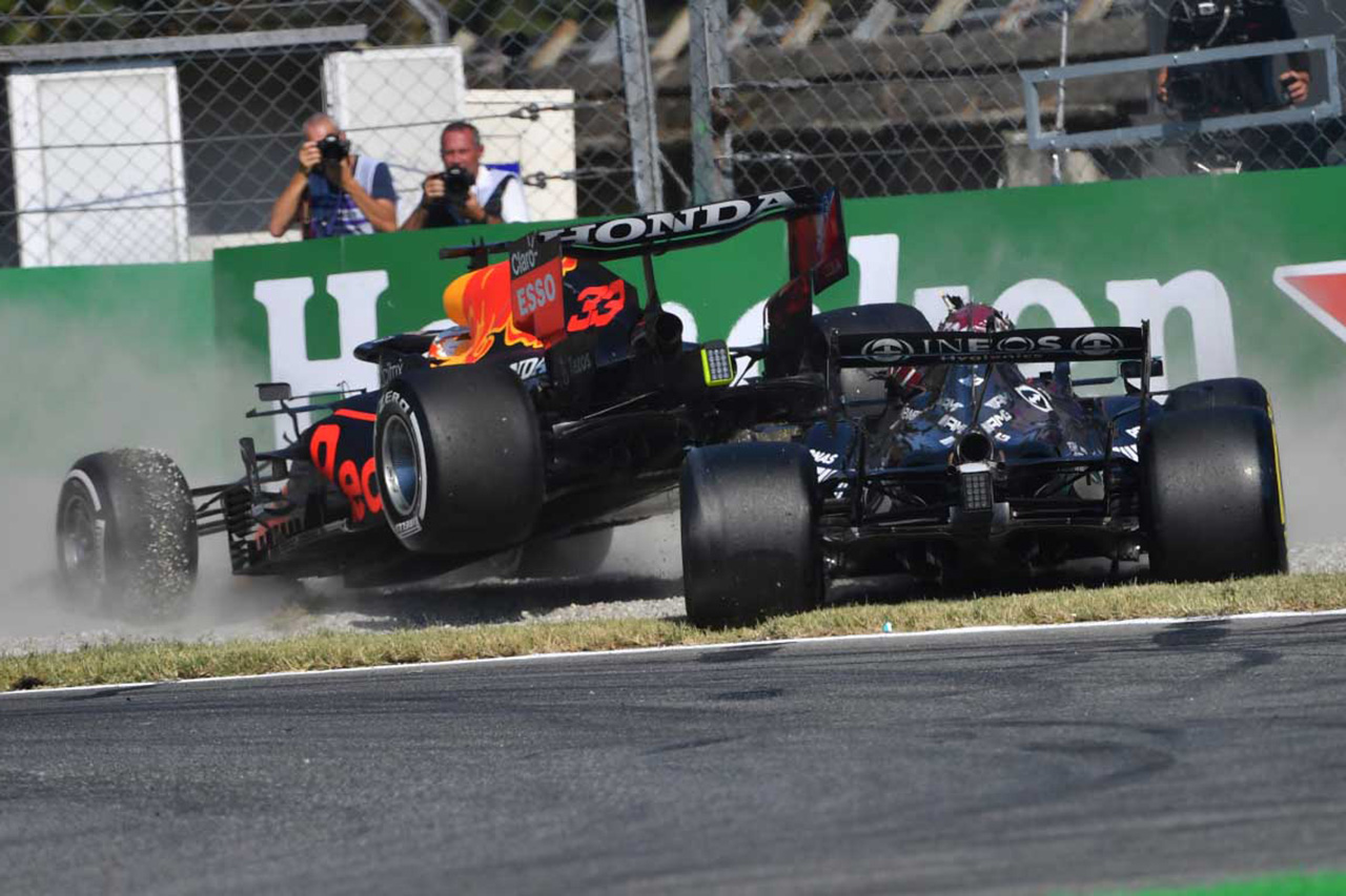 レッドブルF1首脳、接触をセナプロの再来と煽るメディアを一刀両断