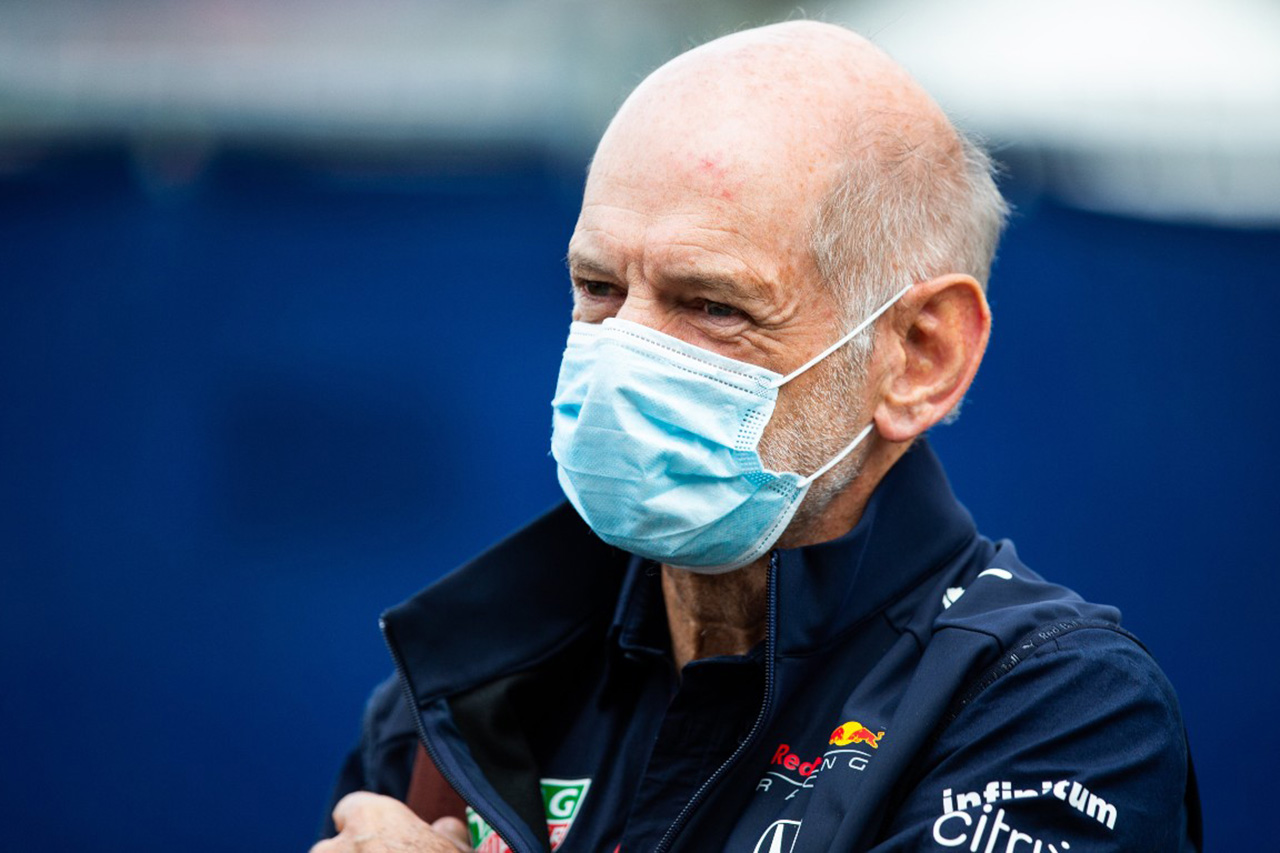 レッドブルF1、エイドリアン・ニューウェイとの契約を延長