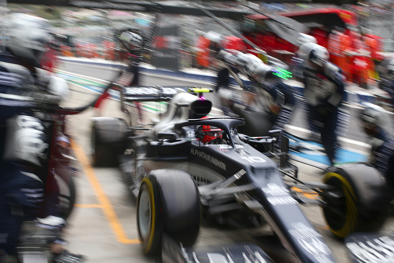 アルファタウリ・ホンダF1 「ドライで続行するギャンブルは失敗だった」