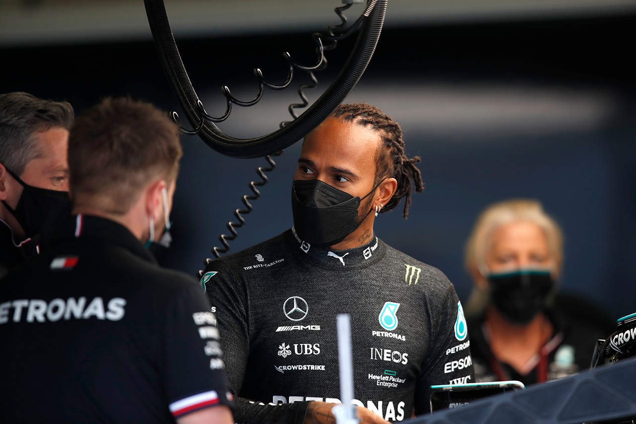 メルセデスF1、ハミルトンのエンジンのみを交換した理由を説明