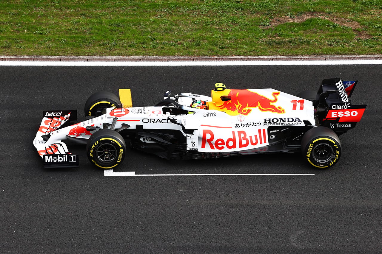 ホンダF1、“日の丸カラー”のレッドブル RB16Bのミニカーを販売予定