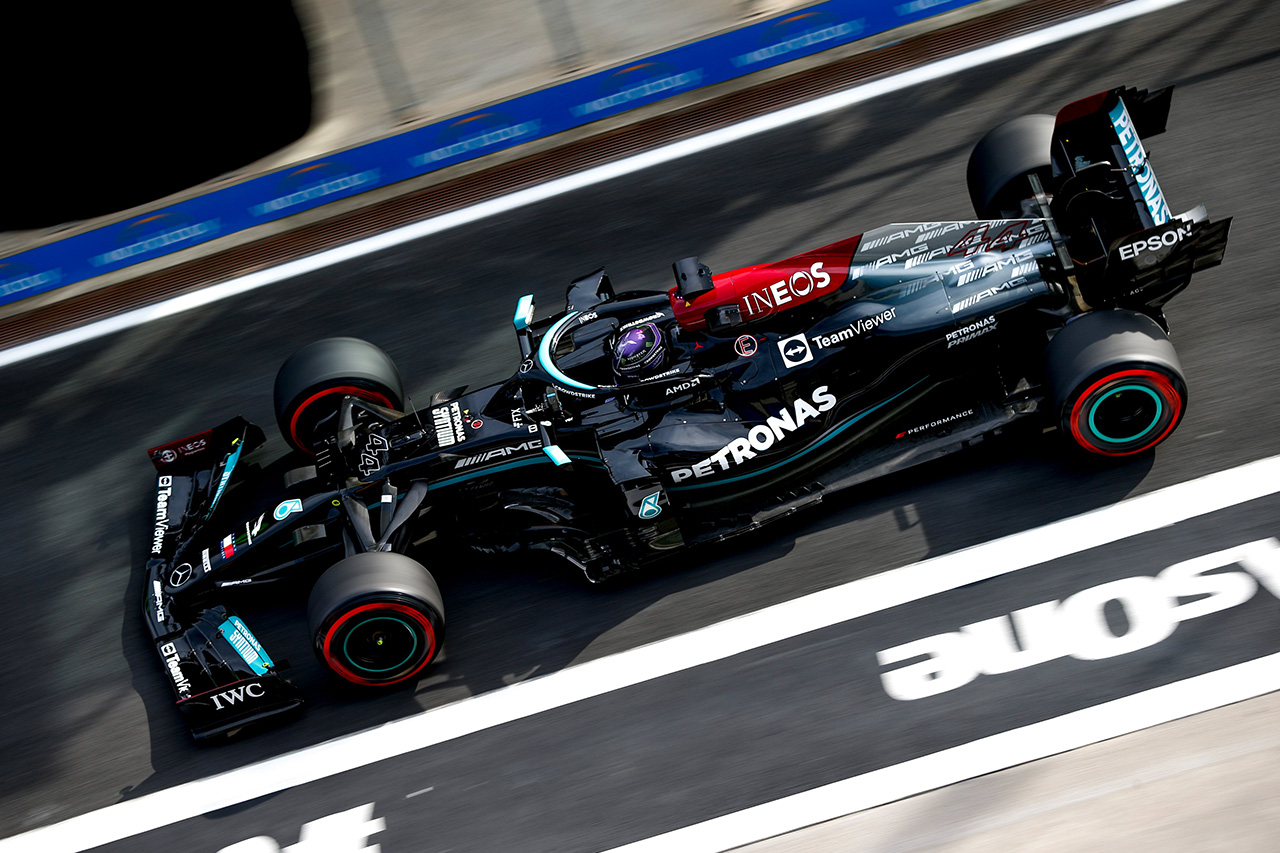 レッドブルF1代表 「ハミルトンはエンジン交換をせざるを得なかった」