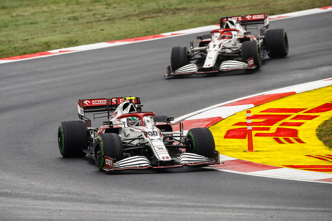 F1シート喪失の焦り？アントニオ・ジョビナッツィがチームオーダー無視