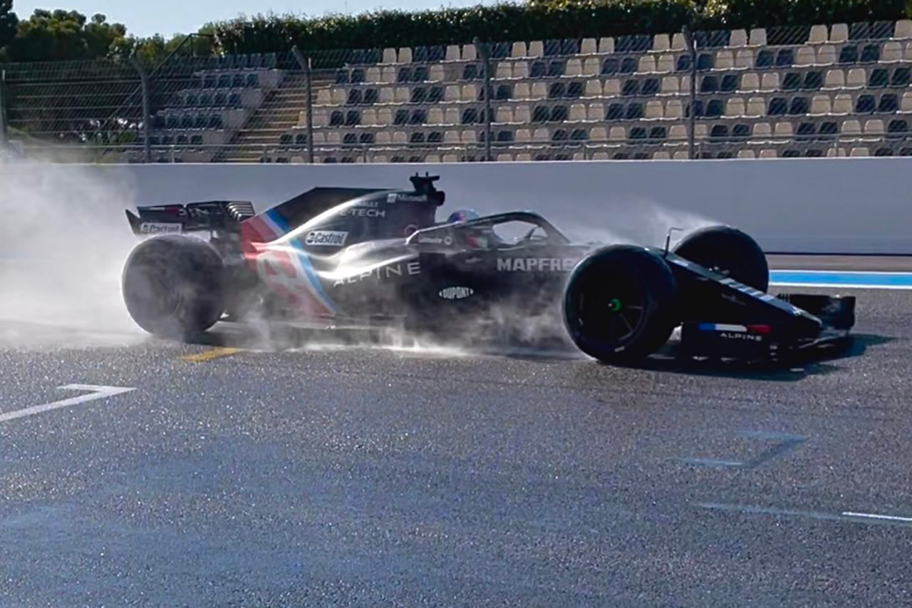 ダニール・クビアト、2022年の雨天用F1タイヤの最終テストを完了