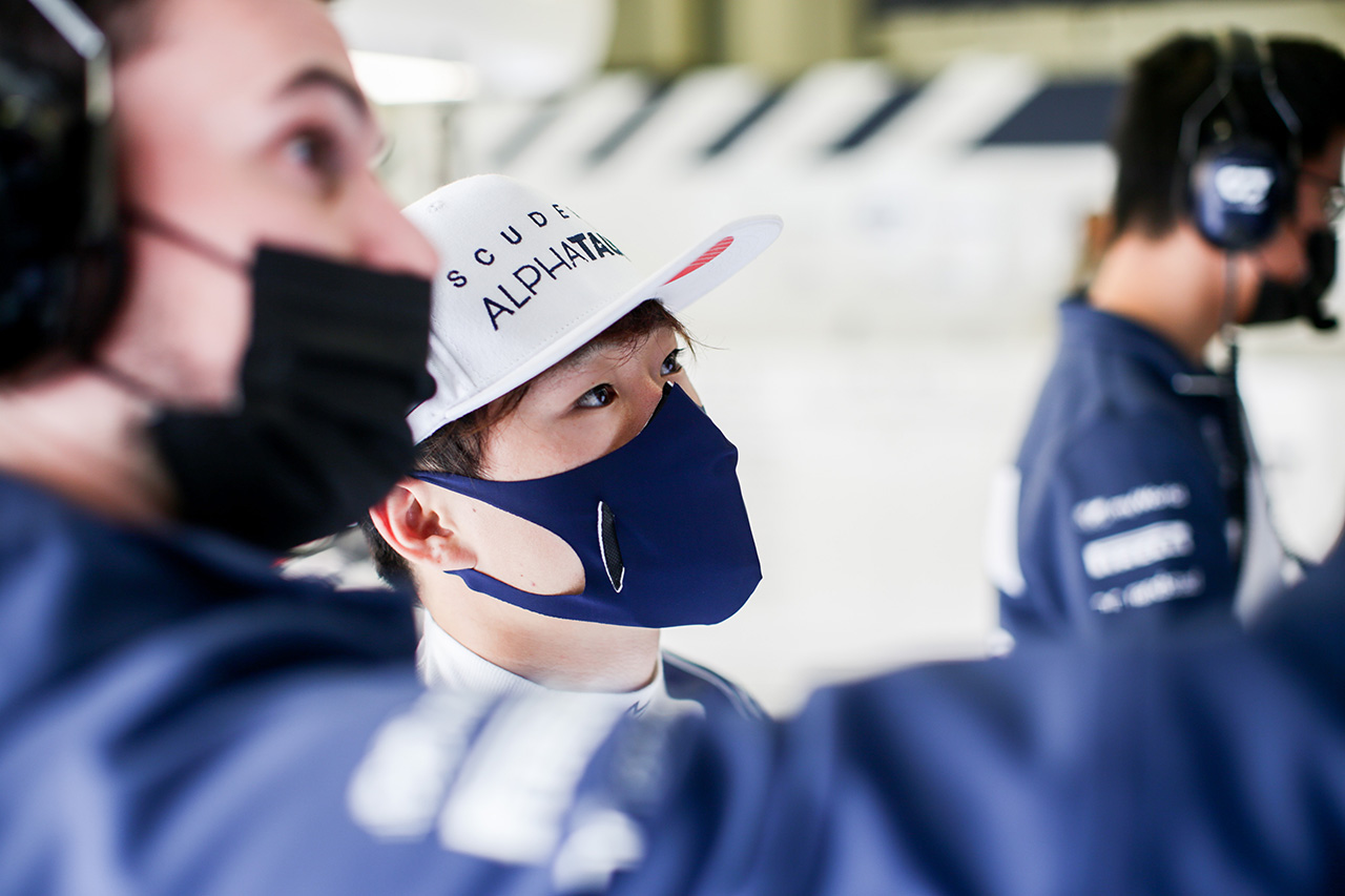 角田裕毅 「MotoGPライダーが不満を言っていたCOTAの路面が気になる」
