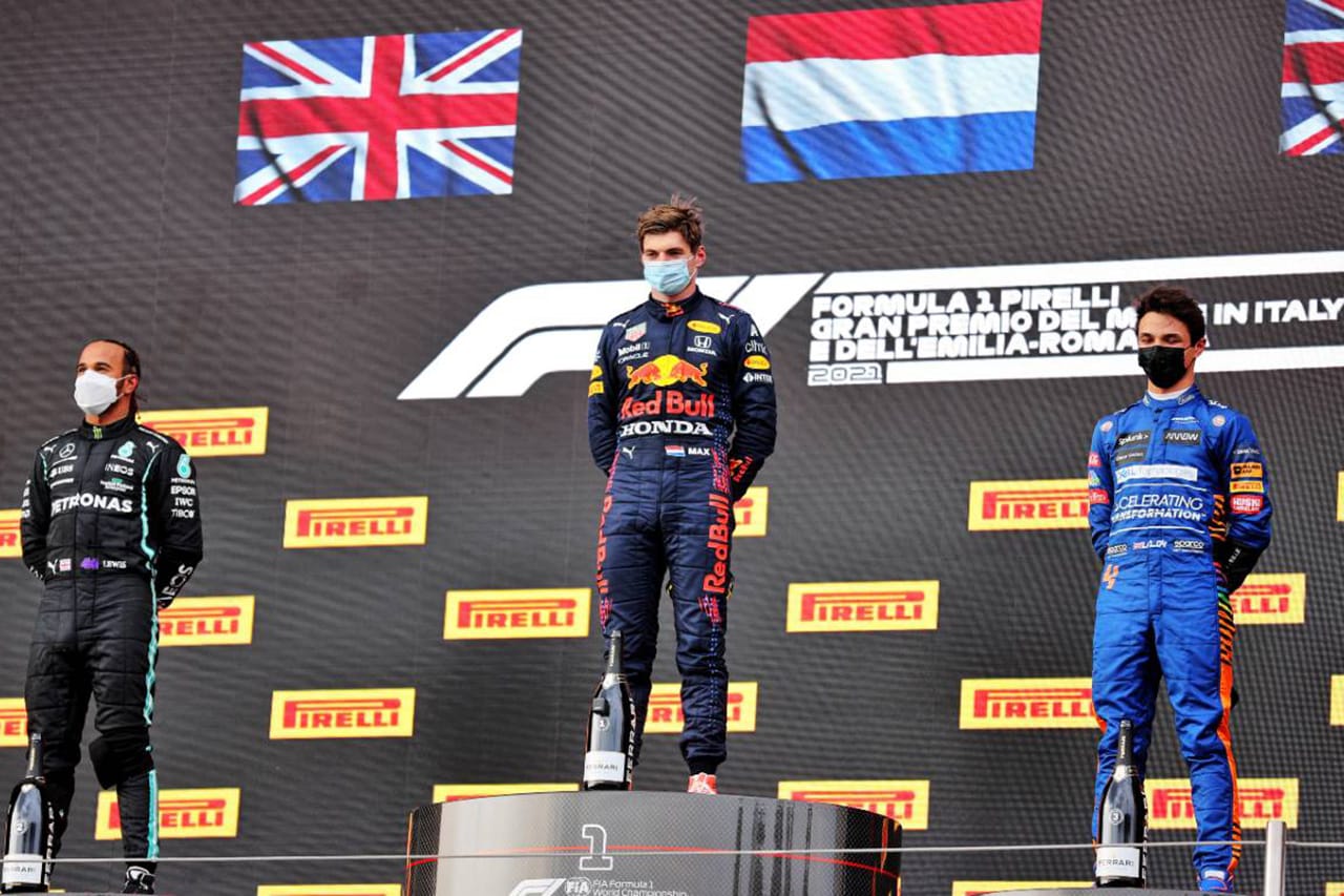 F1ボス 「ルイス・ハミルトンが人気No.1に選ばれなかったのは驚き」