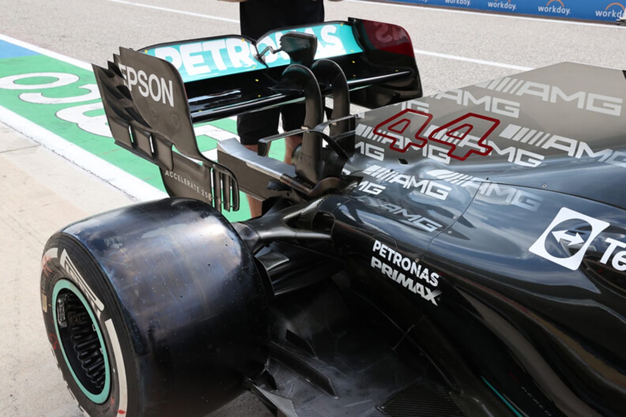 メルセデスF1の“車高を下げる”リアサスの他チームと異なる意図