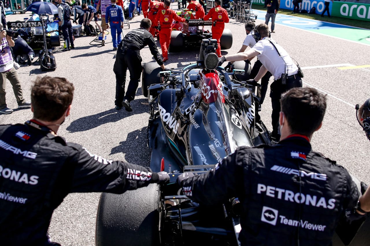 F1レースディレクター 「PU交換ペナルティは全チームに同条件」