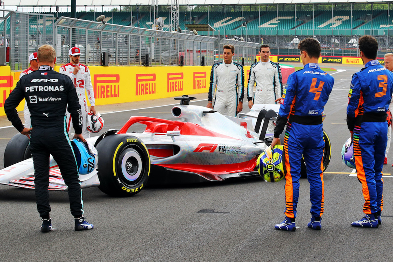 F1:金曜日にエンジニアによるF1マシンのアップデート説明を計画