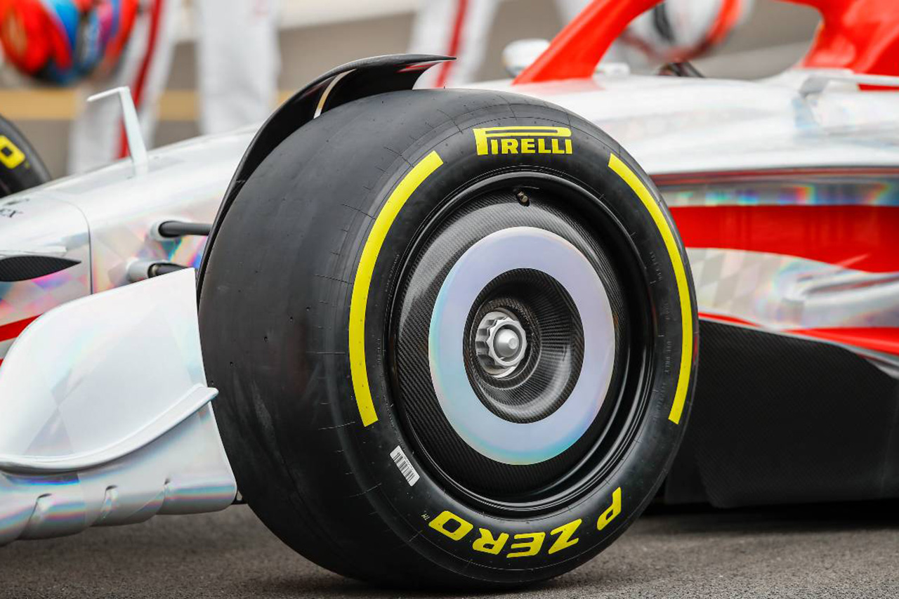 F1:2022年にタイヤ配布数を減らした週末をトライアル