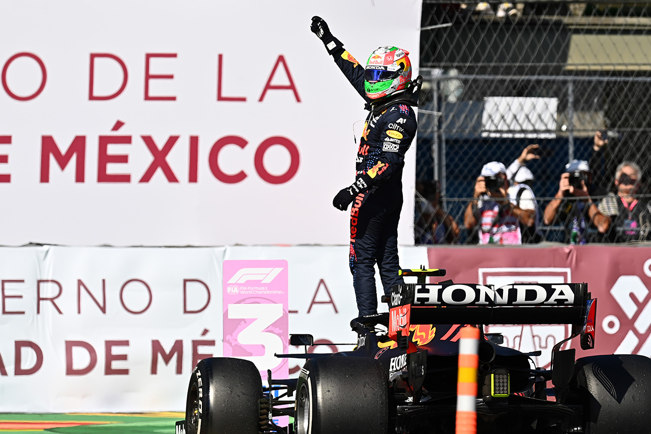 レッドブル・ホンダF1代表 「ペレスの覚醒によって選択肢が広がった」