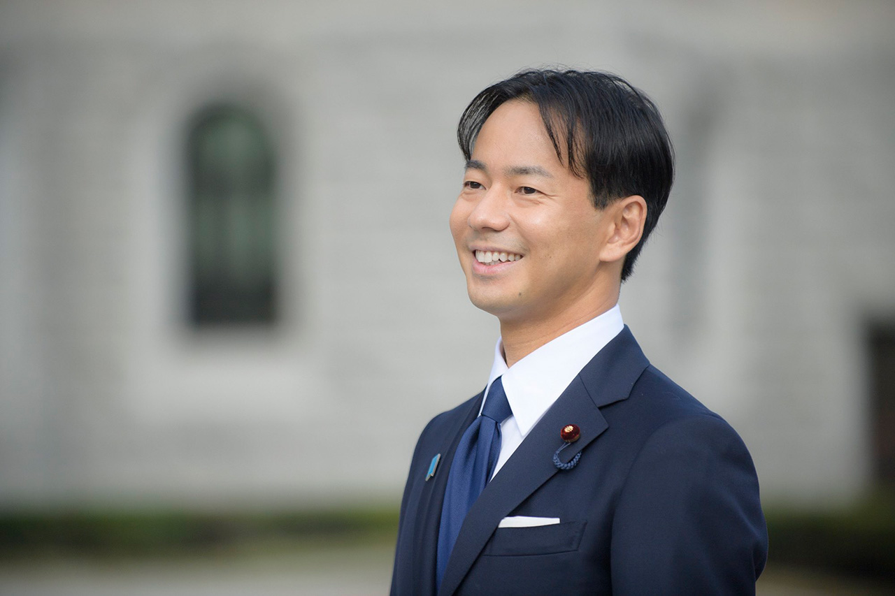 山本左近、自由民主党モータースポーツ振興議員連盟総会の事務局長