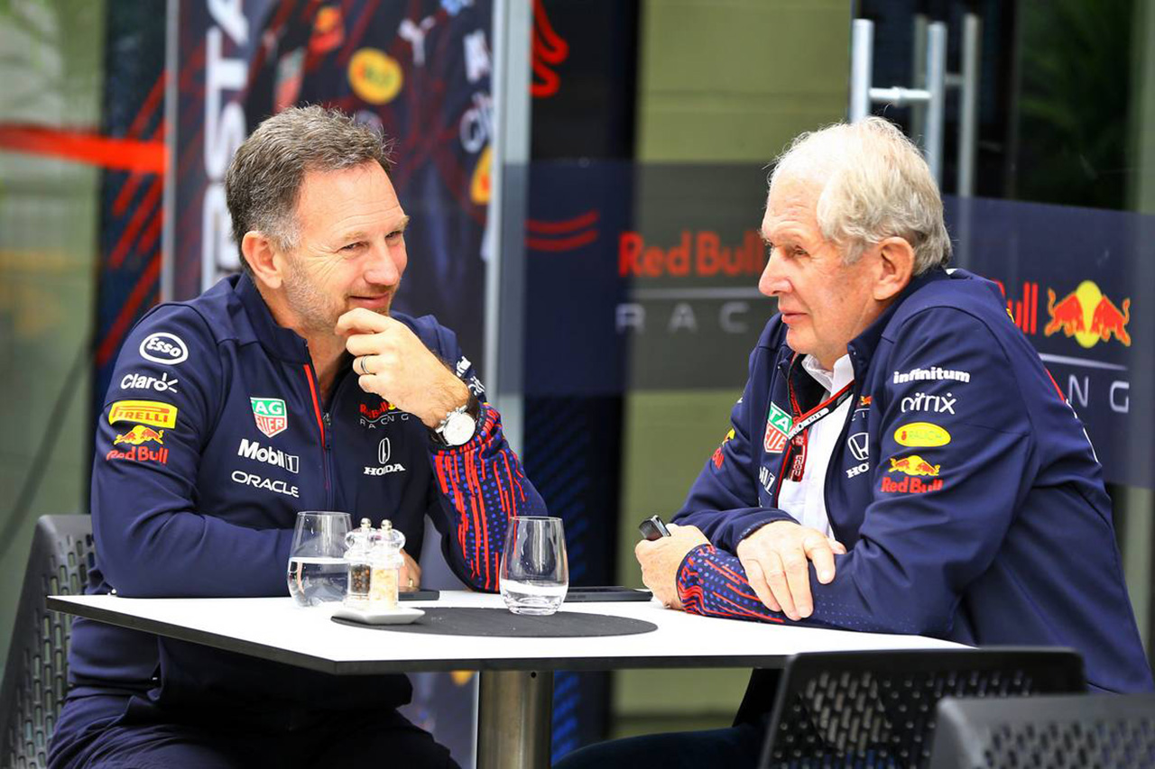 レッドブルF1 「メルセデスのリアウイングへの抗議は最終手段」